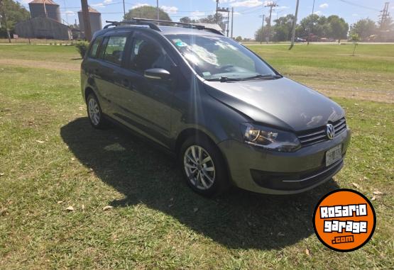 Autos - Volkswagen Suran 2013 Nafta 219000Km - En Venta