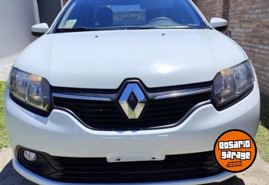 Autos - Renault Logan 2015 Nafta 98000Km - En Venta