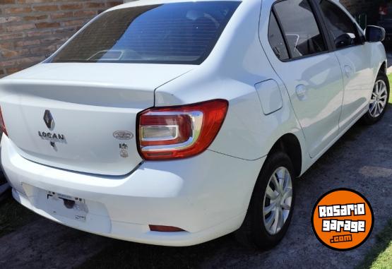 Autos - Renault Logan 2015 Nafta 98000Km - En Venta