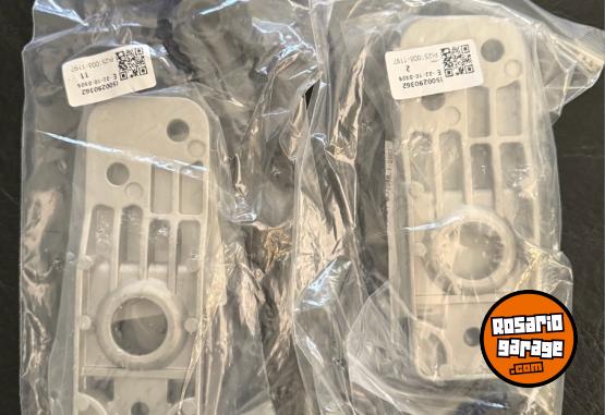 Accesorios para Autos - Soporte de radiador Chevrolet Cruze - En Venta