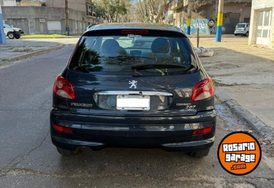 Autos - Peugeot 207 Compact 2013 Nafta 150000Km - En Venta