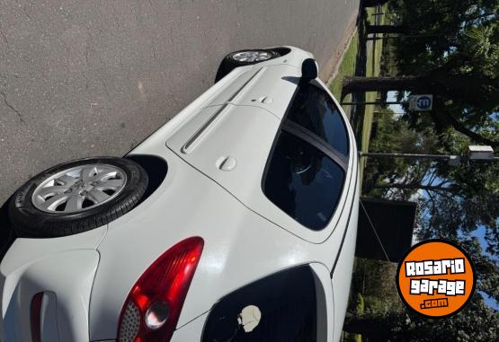 Autos - Peugeot 207 2013 Nafta 115000Km - En Venta
