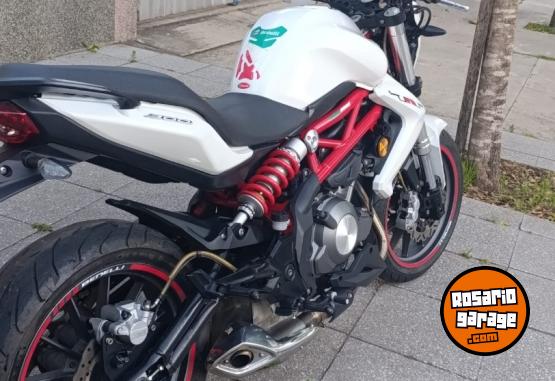 Motos - Benelli TNT 300 2018 Nafta 12000Km - En Venta