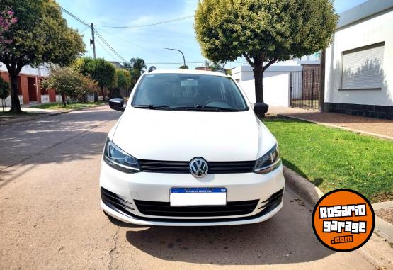 Autos - Volkswagen SURAN CONFORTLINE 2018 Nafta 97000Km - En Venta