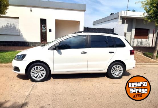 Autos - Volkswagen SURAN CONFORTLINE 2018 Nafta 97000Km - En Venta