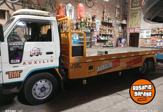 Camiones y Gr�as - Cami�n daihatsu delta - En Venta