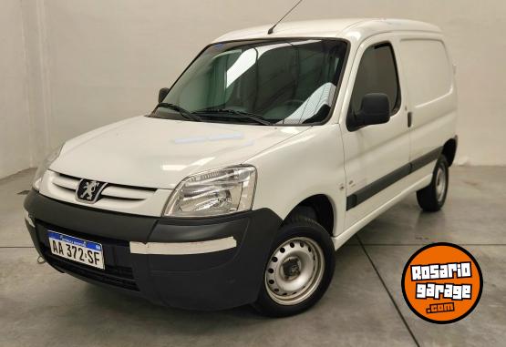 Utilitarios - Peugeot Partner furgon Hdi 2016 Diesel 120000Km - En Venta