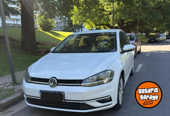 Autos - Volkswagen Golf Comfortline 2018 Nafta 110000Km - En Venta