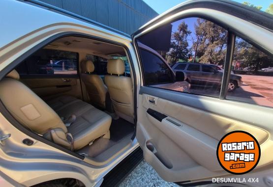 Camionetas - Toyota SW4 3.0 TDI 4X4 AT5 2012 Diesel 300000Km - En Venta