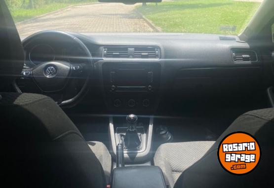 Autos - Volkswagen ADVANCE PLUS 2.5 170 CV 2015 Nafta 175000Km - En Venta