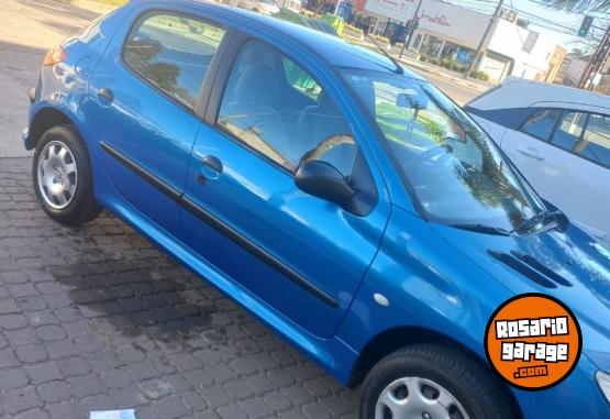 Autos - Peugeot 206 2005 Diesel 188000Km - En Venta