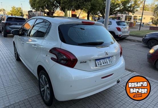 Autos - Peugeot 208 FELINE MT 2019 Nafta 54600Km - En Venta