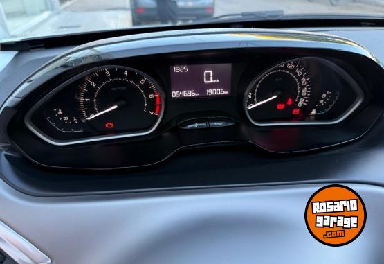Autos - Peugeot 208 FELINE MT 2019 Nafta 54600Km - En Venta