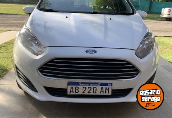 Autos - Ford Fiesta 2017 Nafta 135000Km - En Venta