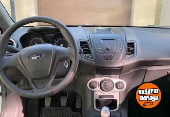 Autos - Ford Fiesta 2017 Nafta 135000Km - En Venta