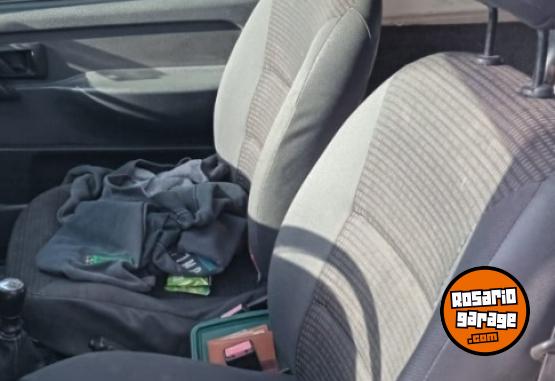 Utilitarios - Peugeot Partner kangoo Fiorino 2010 Nafta 111Km - En Venta