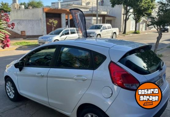 Autos - Ford FIESTA KINETIC SE 2016 Nafta 123000Km - En Venta