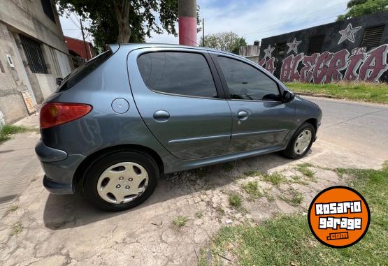 Autos - Peugeot 206 2008 Nafta 250000Km - En Venta
