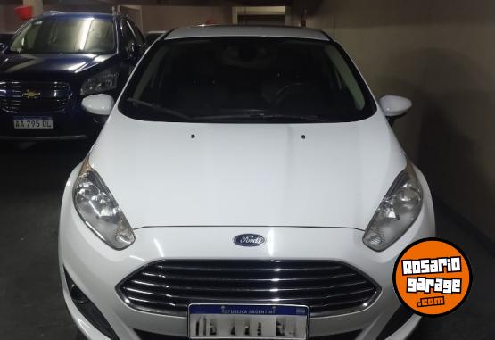 Autos - Ford FIESTA TITANIUM 2017 Nafta 97000Km - En Venta