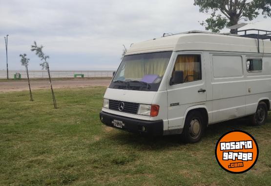 Utilitarios - Mercedes Benz Mb180d 1995 Diesel 300000Km - En Venta