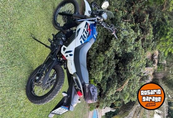 Motos - Hero Xpulse 200 2023 Nafta 3500Km - En Venta