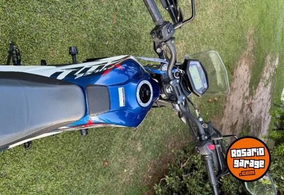 Motos - Hero Xpulse 200 2023 Nafta 3500Km - En Venta