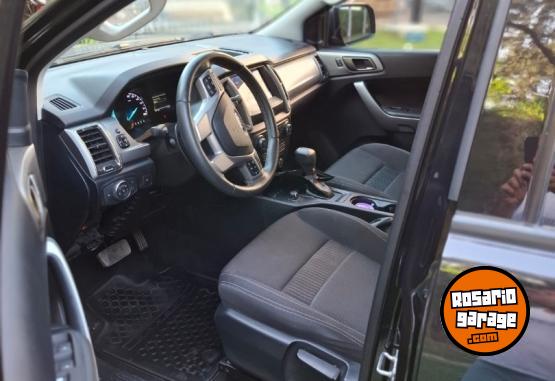 Camionetas - Ford Ranger 3.2 TDI DC XLT 2023 Diesel 36000Km - En Venta