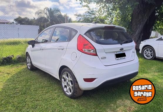 Autos - Ford Fiesta Kinetic 2011 Nafta 167000Km - En Venta