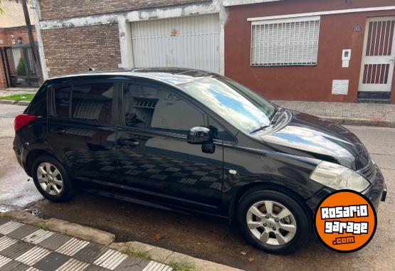 Autos - Nissan TIIDA 2011 Nafta 140000Km - En Venta