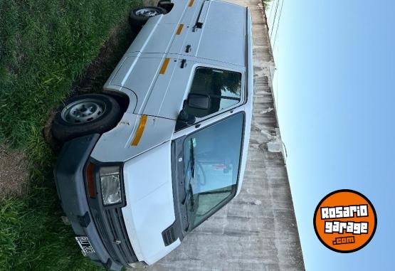 Utilitarios - Renault Trafic 1994 Diesel 280000Km - En Venta