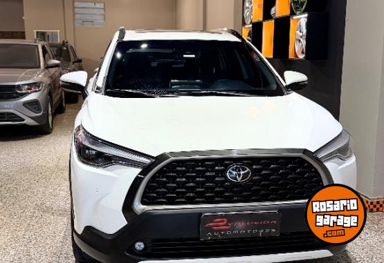 Autos - Toyota Corolla Cross 2024 Nafta 10000Km - En Venta