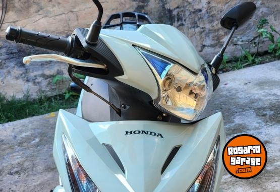 Motos - Honda Wave 2024 Nafta 2900Km - En Venta