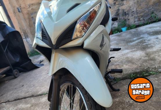 Motos - Honda Wave 2024 Nafta 2900Km - En Venta