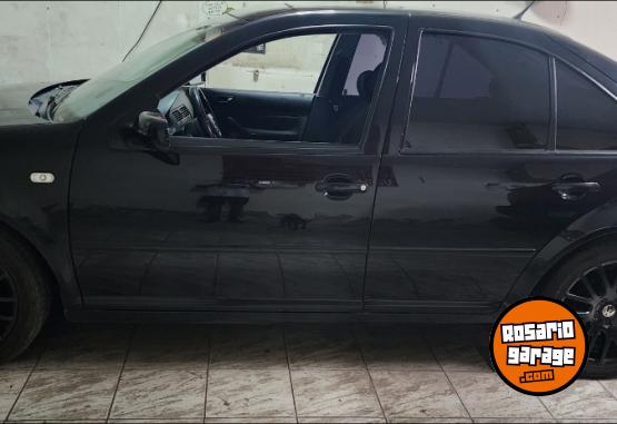 Autos - Volkswagen Bora 2013 Nafta 125000Km - En Venta