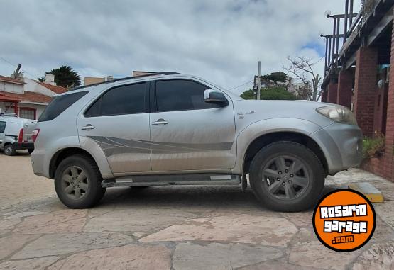 Camionetas - Toyota Sw4 srv 4x4 pana 7 as 2011 Diesel 222000Km - En Venta