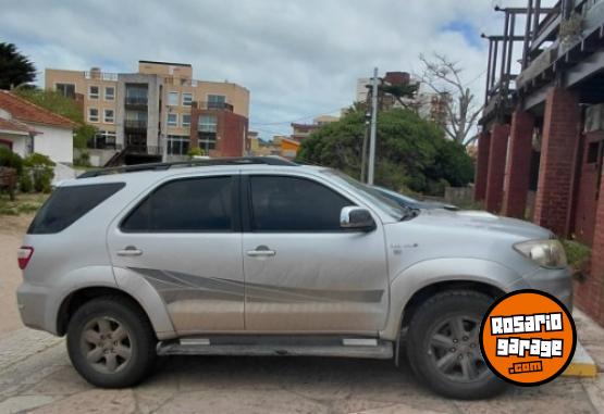 Camionetas - Toyota Sw4 srv 4x4 pana 7 as 2011 Diesel 222000Km - En Venta