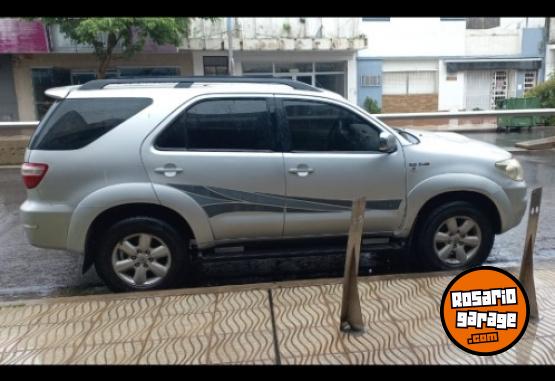 Camionetas - Toyota Sw4 srv 4x4 pana 7 as 2011 Diesel 222000Km - En Venta