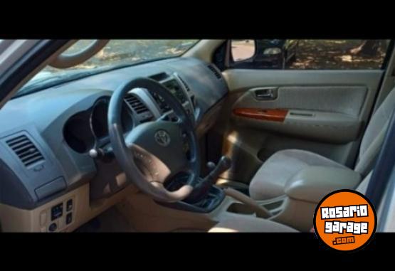 Camionetas - Toyota Sw4 srv 4x4 pana 7 as 2011 Diesel 222000Km - En Venta