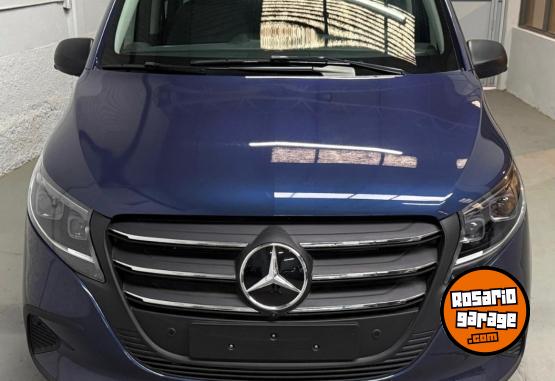 Utilitarios - Mercedes Benz Vito Tourer 119 CDI. 2025 Diesel 2000Km - En Venta