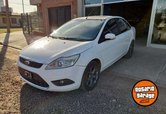 Autos - Ford Focus ghia 1.8 di�sel 4 p 2012 Diesel 173000Km - En Venta