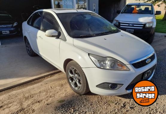 Autos - Ford Focus ghia 1.8 di�sel 4 p 2012 Diesel 173000Km - En Venta