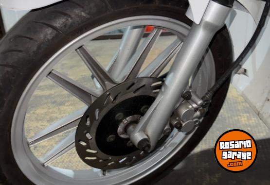 Motos - SYM Symphony 125 2022 Nafta 5150Km - En Venta