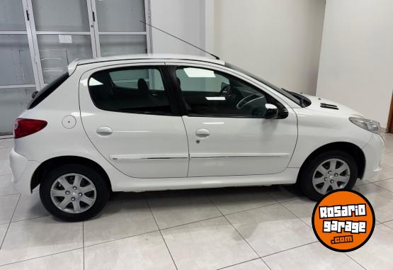 Autos - Peugeot 207 ALLURE 1.4 2013 Nafta 106000Km - En Venta