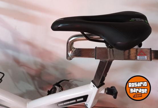 Deportes - Vendo bici fija - En Venta