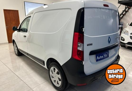 Utilitarios - Renault KANGOO - FURG�N 2021 Nafta 101000Km - En Venta