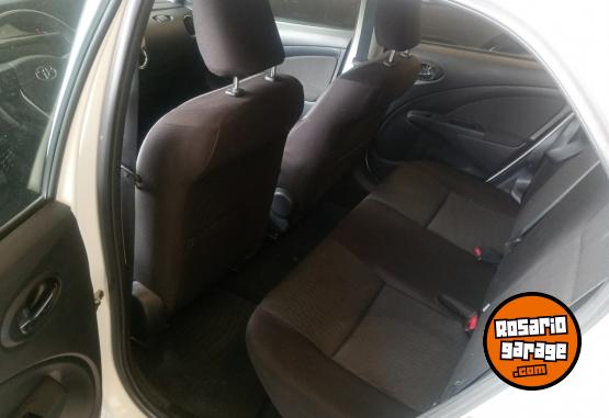 Autos - Toyota Etios 2023 Nafta 66000Km - En Venta