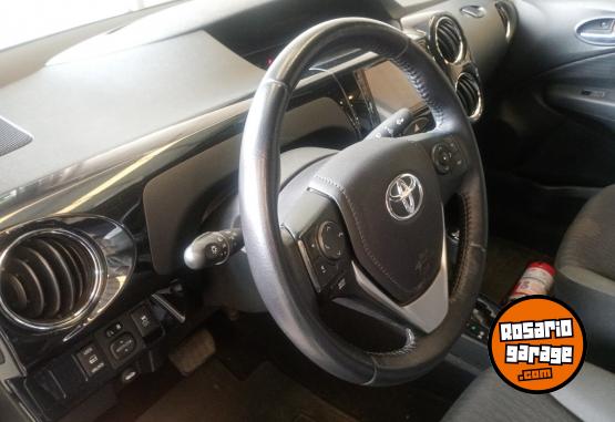 Autos - Toyota Etios 2023 Nafta 66000Km - En Venta