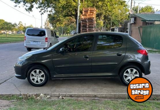 Autos - Peugeot 207 2014 Nafta 115000Km - En Venta