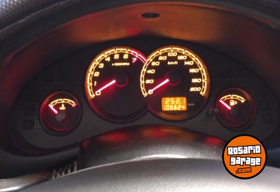 Autos - Chevrolet Classic LT 2014 Nafta 106000Km - En Venta