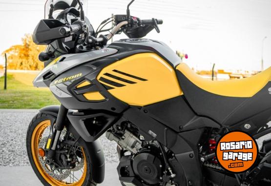 Motos - Suzuki Vs Trom 1000 2018 Nafta 8400Km - En Venta